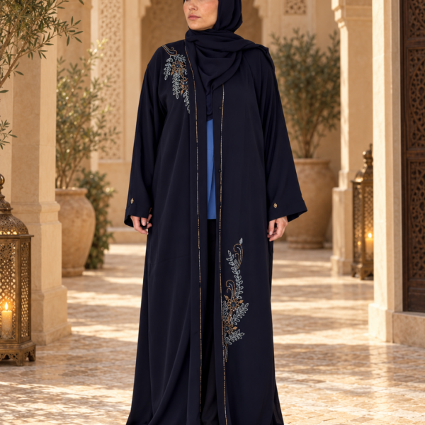 elegante abaya im maurischen innenhof